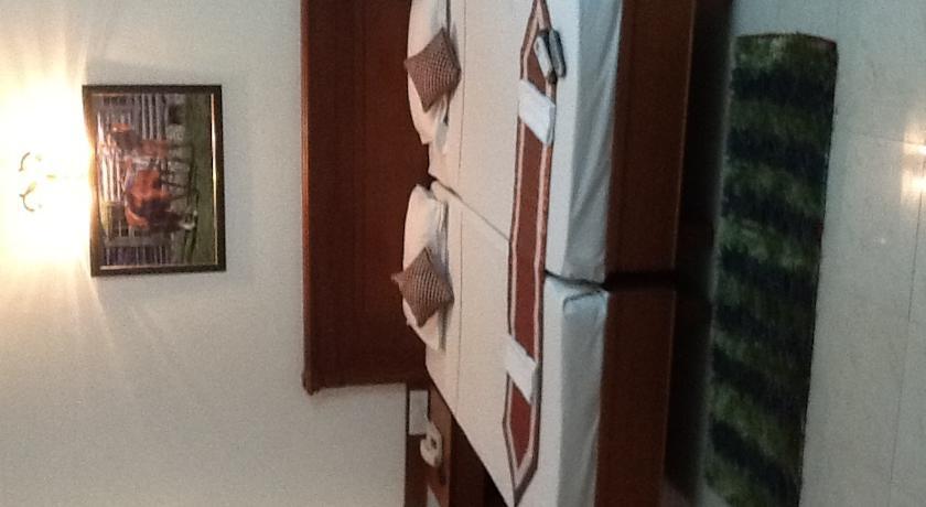 העיר בנגלור Hotel Kanishka Phg מראה חיצוני תמונה