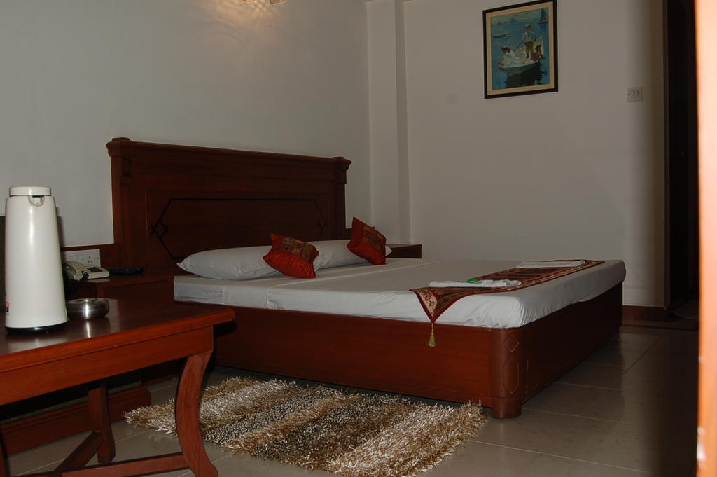 העיר בנגלור Hotel Kanishka Phg חדר תמונה