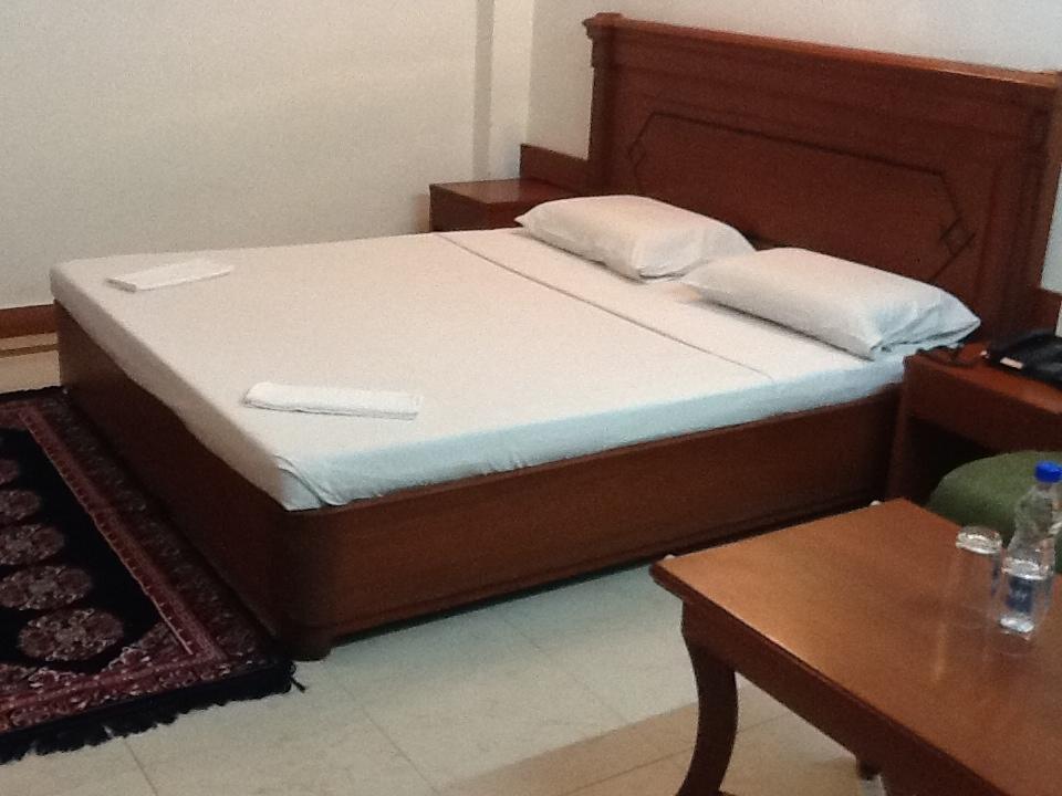 העיר בנגלור Hotel Kanishka Phg חדר תמונה